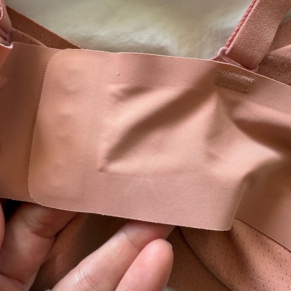 Knix V Neck Seamless Bra in Warm Rose - Picture 4 of 5